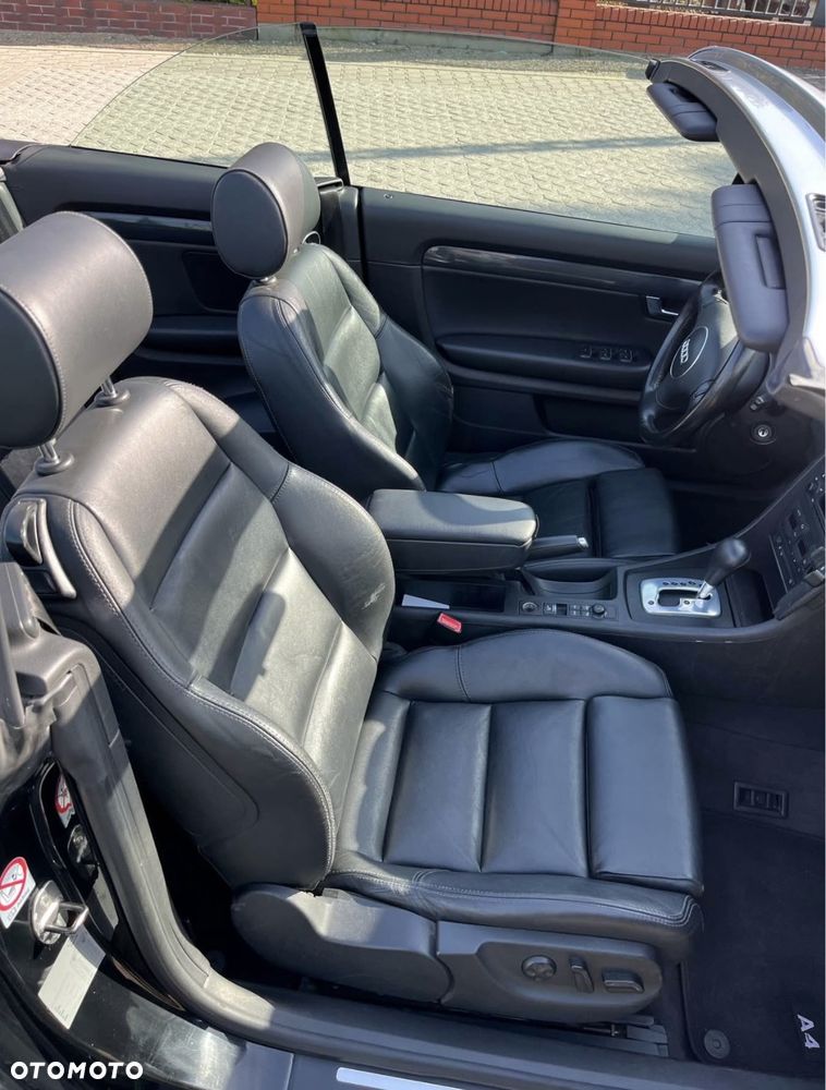 Audi A4 Cabrio 2.4 Multitronic - 7
