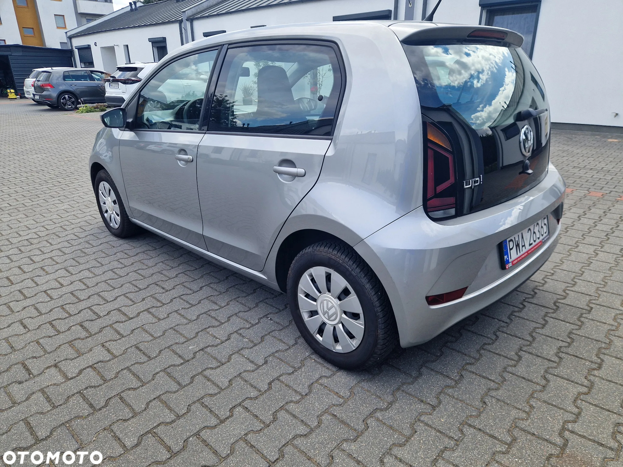 Volkswagen up! 1.0 high EU6 - 5