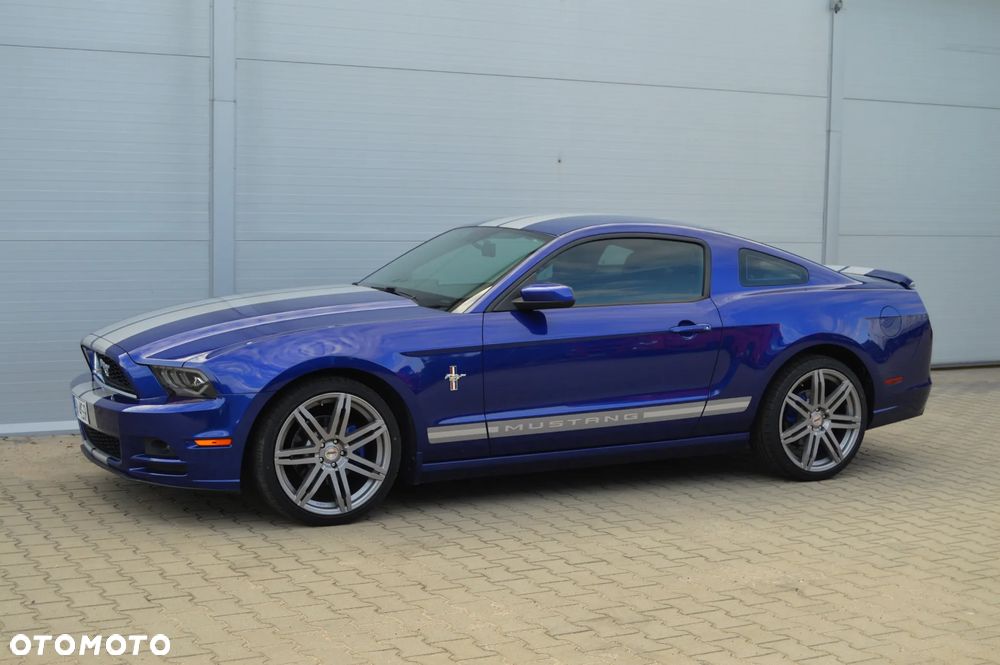Ford Mustang - 33