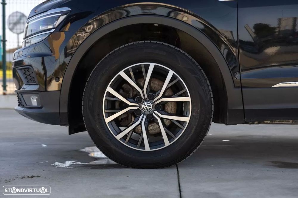 VW Tiguan Allspace 2.0 TDI Confortline DSG - 25