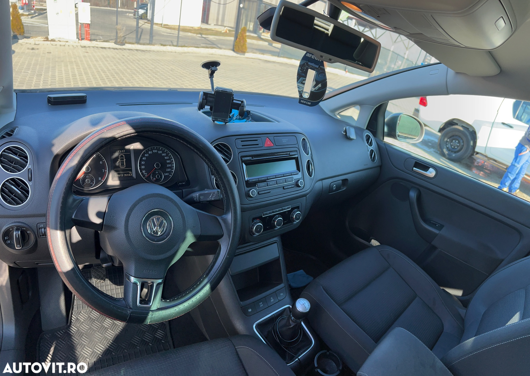 Volkswagen Golf Plus 1.2 TSI BlueMotion Technology Team - 8