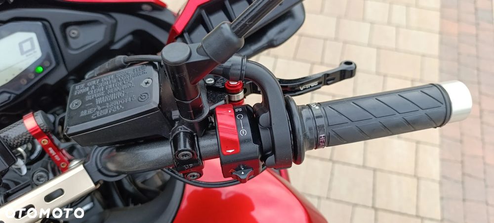 Yamaha MT - 12