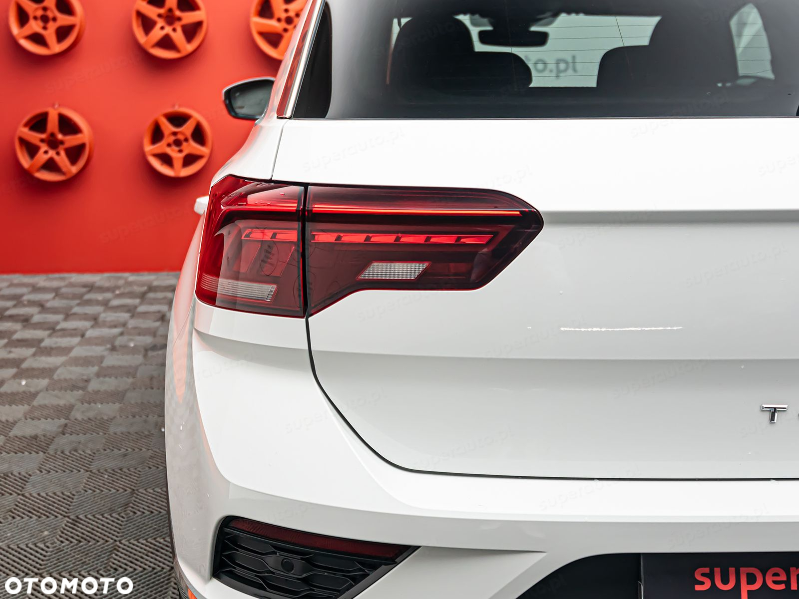 Volkswagen T-Roc 1.5 TSI ACT Premium - 23