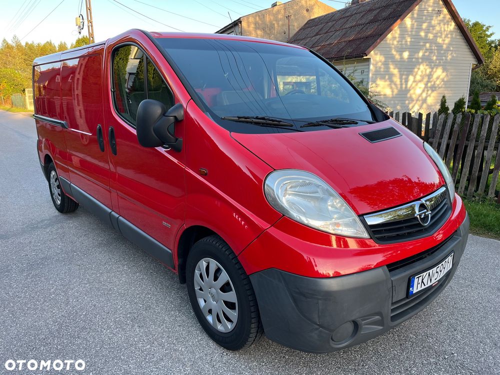 Opel VIVARO - 2