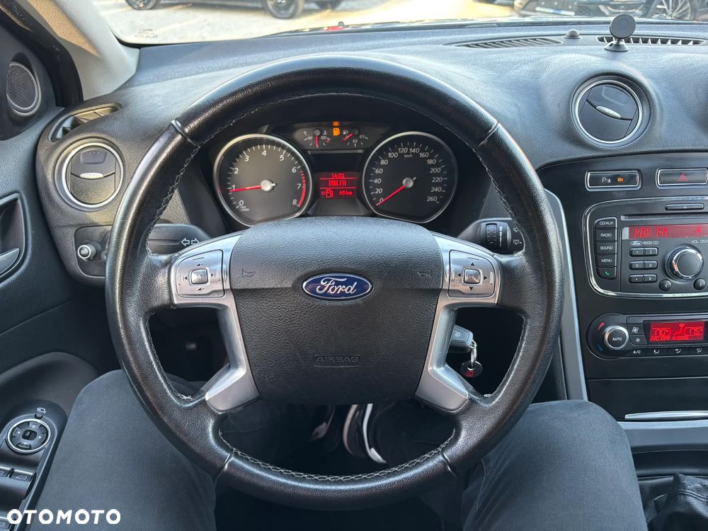 Ford Mondeo 2.0 Titanium - 30