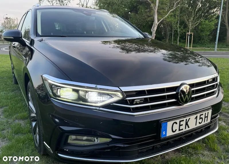 Volkswagen Passat Variant 2.0 TDI SCR DSG 4Motion Alltrack - 2
