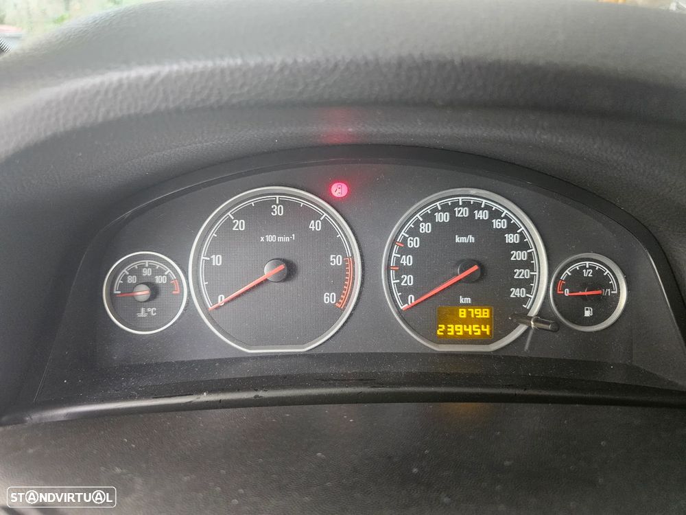 Opel Vectra Caravan 1.9 CDTi Cosmo - 3