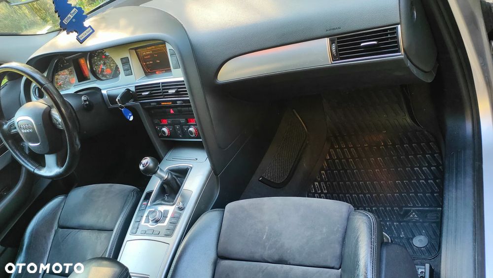 Audi A6 Avant 2.0 TDI - 10