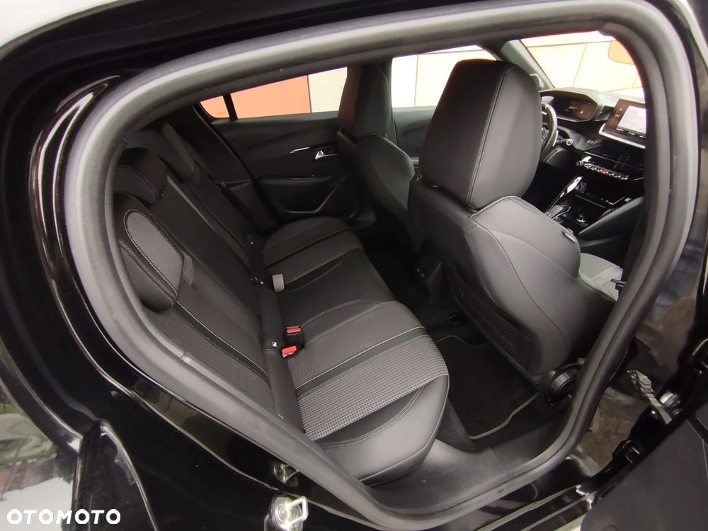 Peugeot 208 PureTech 100 EAT8 GT Pack - 23