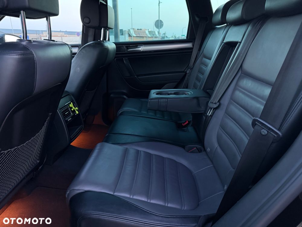 Volkswagen Touareg 3.0 V6 TDI BMT Perfectline R-Style - 4