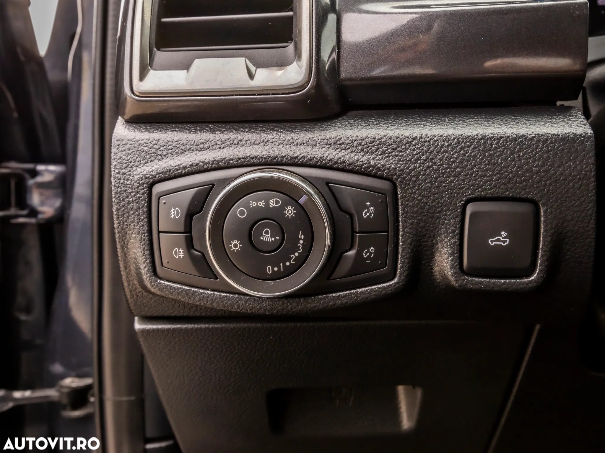Ford Ranger Pick-Up 2.0 EcoBlue 213 CP 4x4 Cabina Dubla Wildtrack Aut. - 22