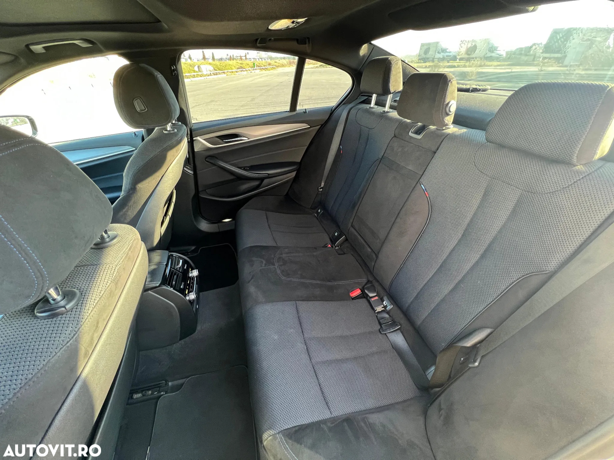 BMW Seria 5 520d xDrive AT - 8