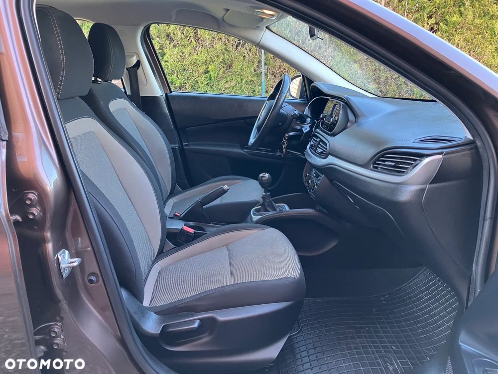 Fiat Tipo 1.4 16V Lounge - 20