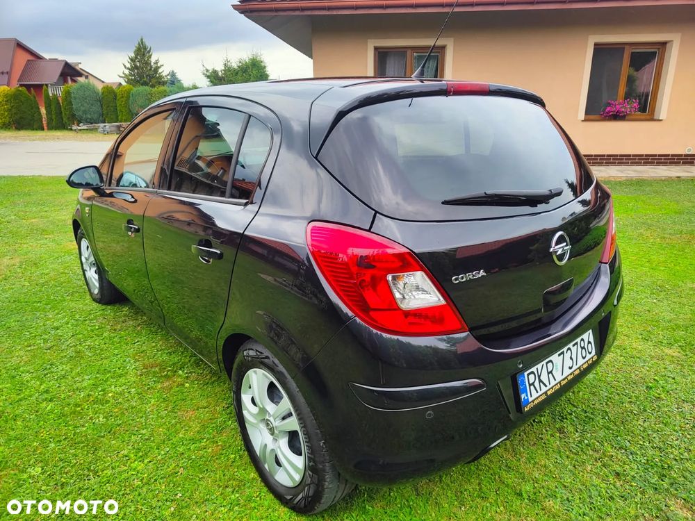 Opel Corsa 1.4 16V Energy - 12