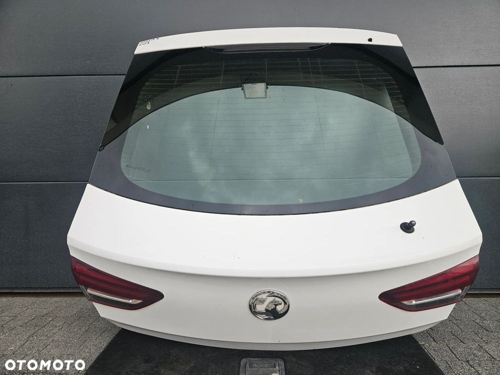Opel Insignia B Z40R Klapa Bagażnika - 1