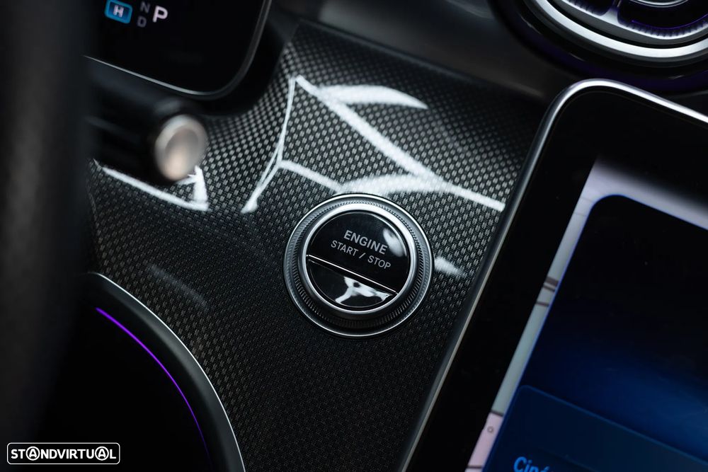 Mercedes-Benz C 300 e AMG Line - 29