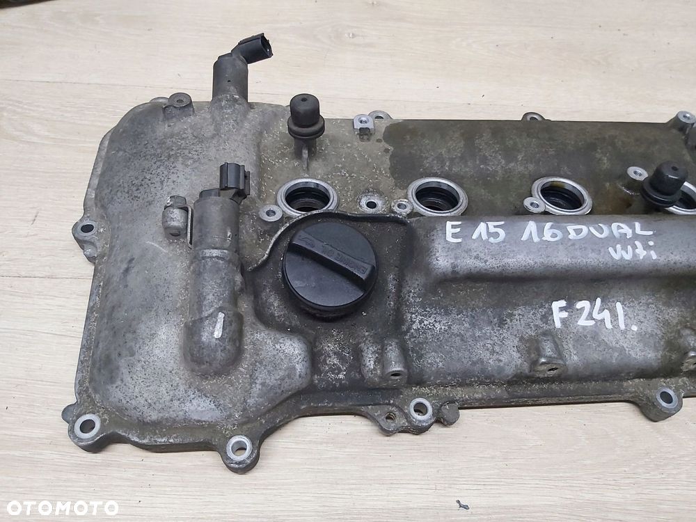 Auris I pokrywa zaworów silnika 1,6 dual vvti 1ZR E12u Corolla E15 06-08r - 2