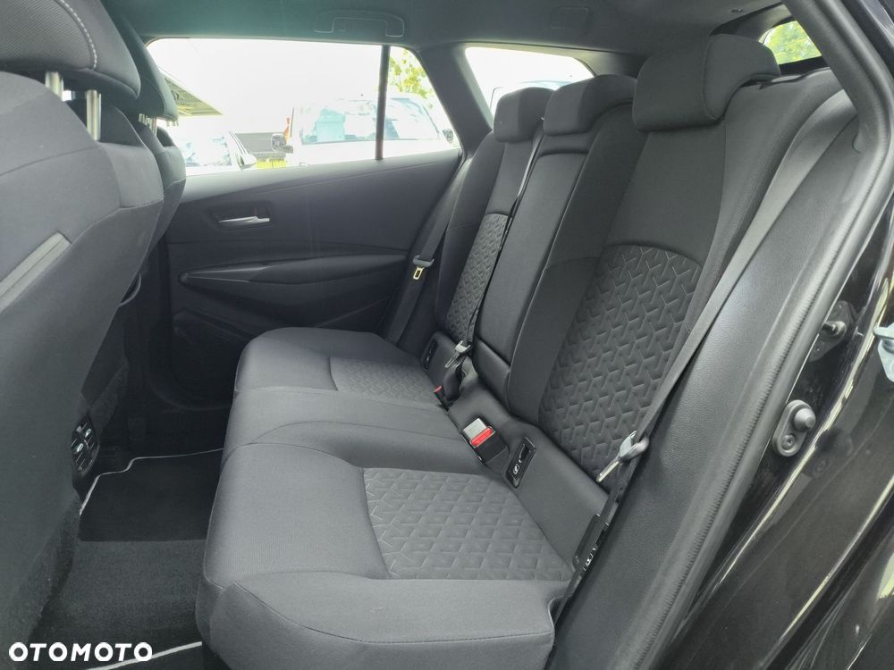 Toyota Corolla 2.0 Hybrid Comfort - 26