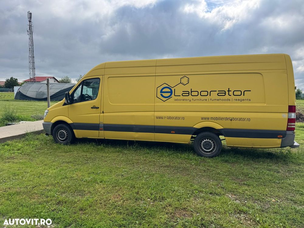 Mercedes-Benz Sprinter - 4