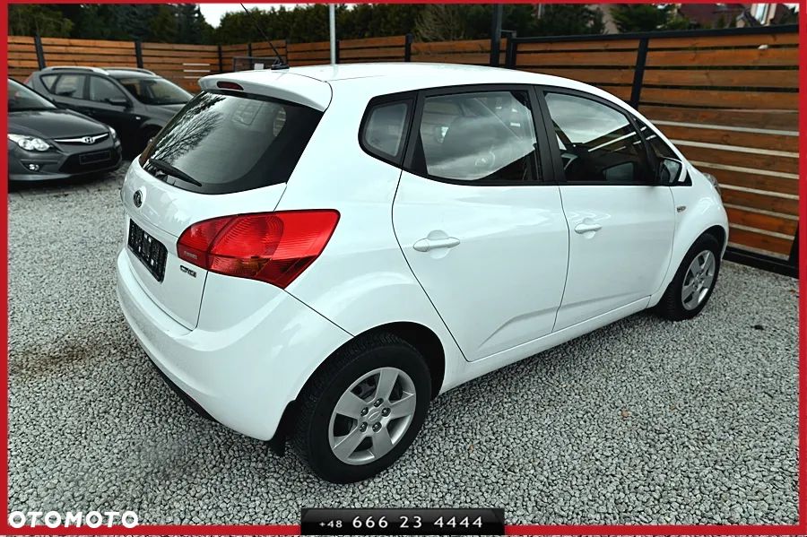 Kia Venga 1.4 CRDi 90 Attract - 13
