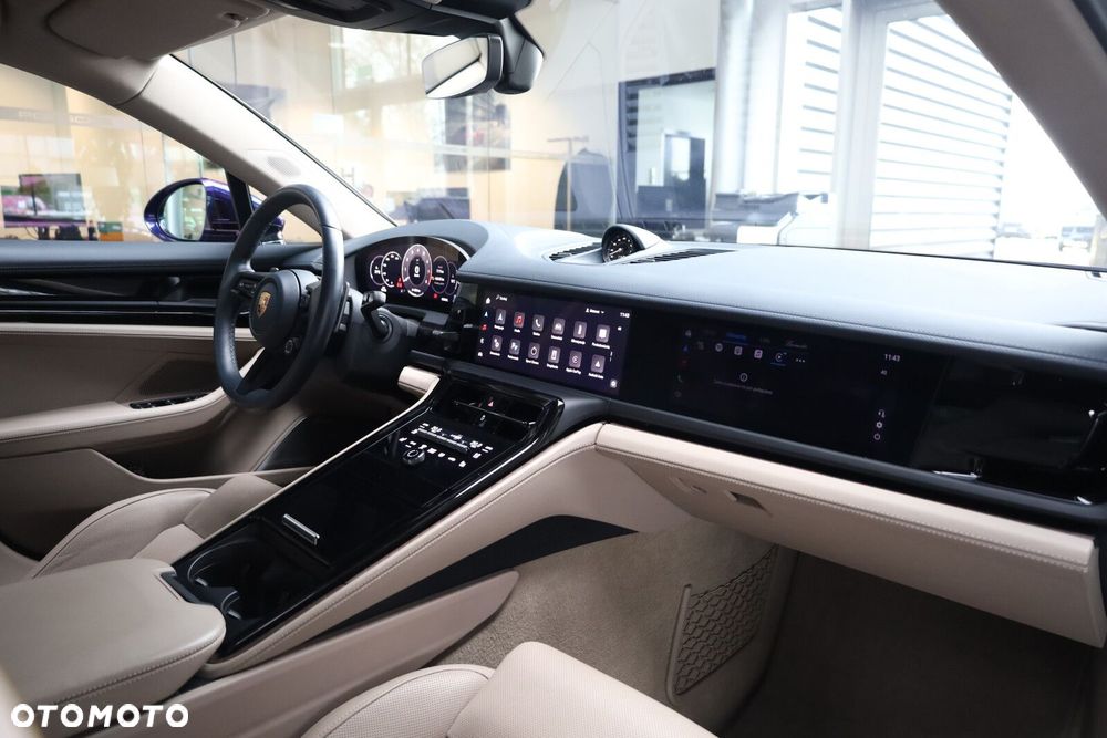Porsche Panamera 4 - 14