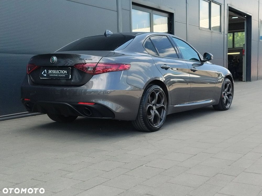 Alfa Romeo Giulia 2.0 Turbo Veloce Q4 - 6