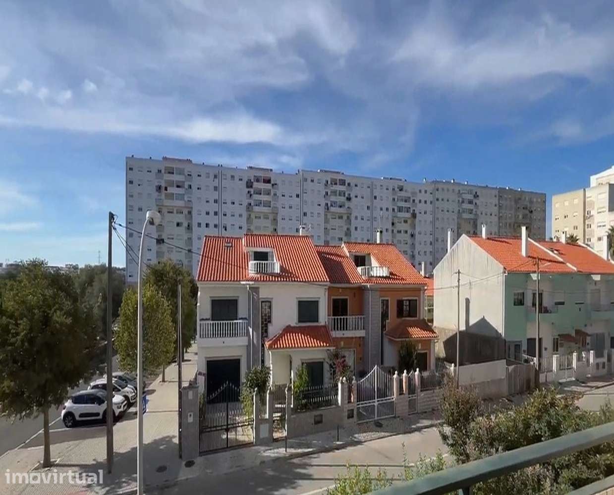 Apartamento T2 com varanda e garagem em Sintra - Grande imagem: 3/21