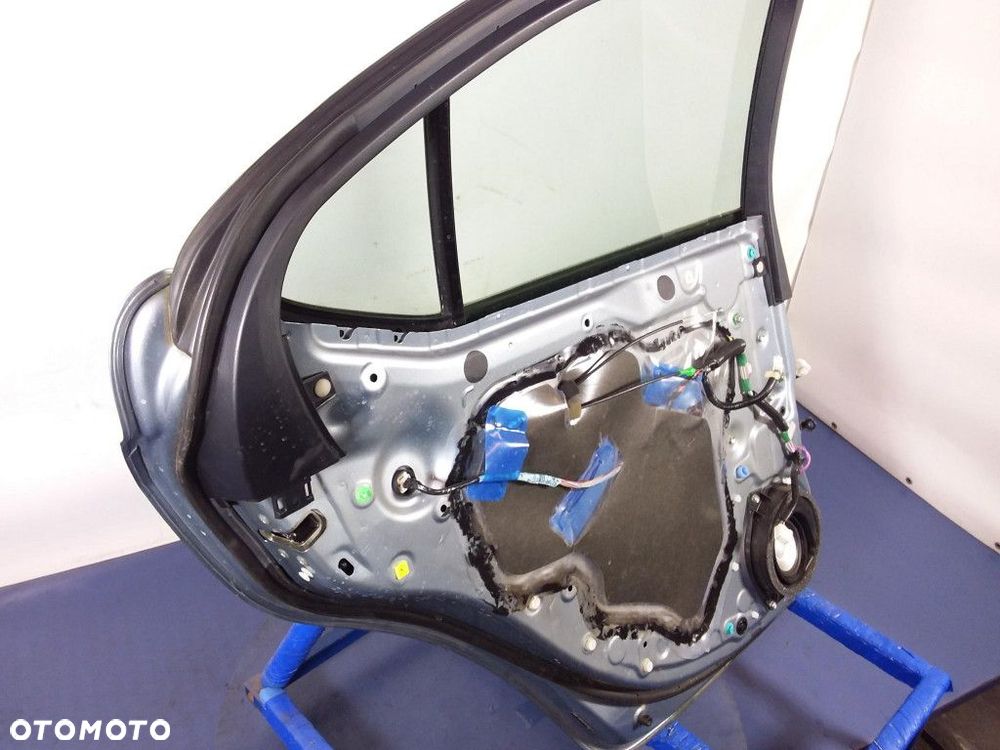 LEXUS IS II DRZWI TYŁ LEWE  8R6 - 6