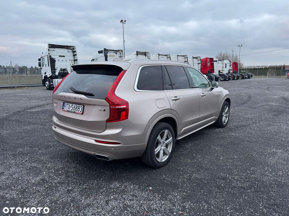 Volvo XC 90 - 10
