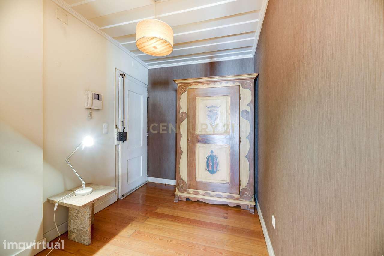 Apartamento T1 em edifício histórico no Chiado - Grande imagem: 4/36