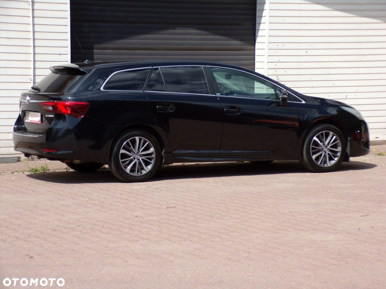 Toyota Avensis - 15