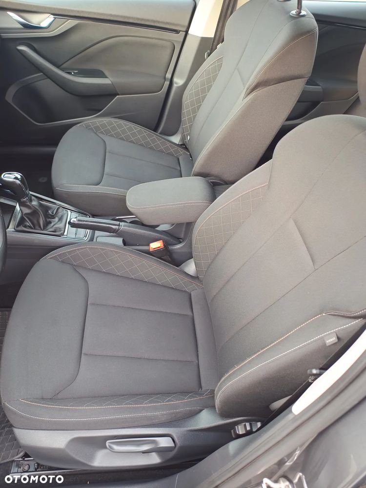 Skoda Kamiq 1.0 TSI Ambition DSG - 31