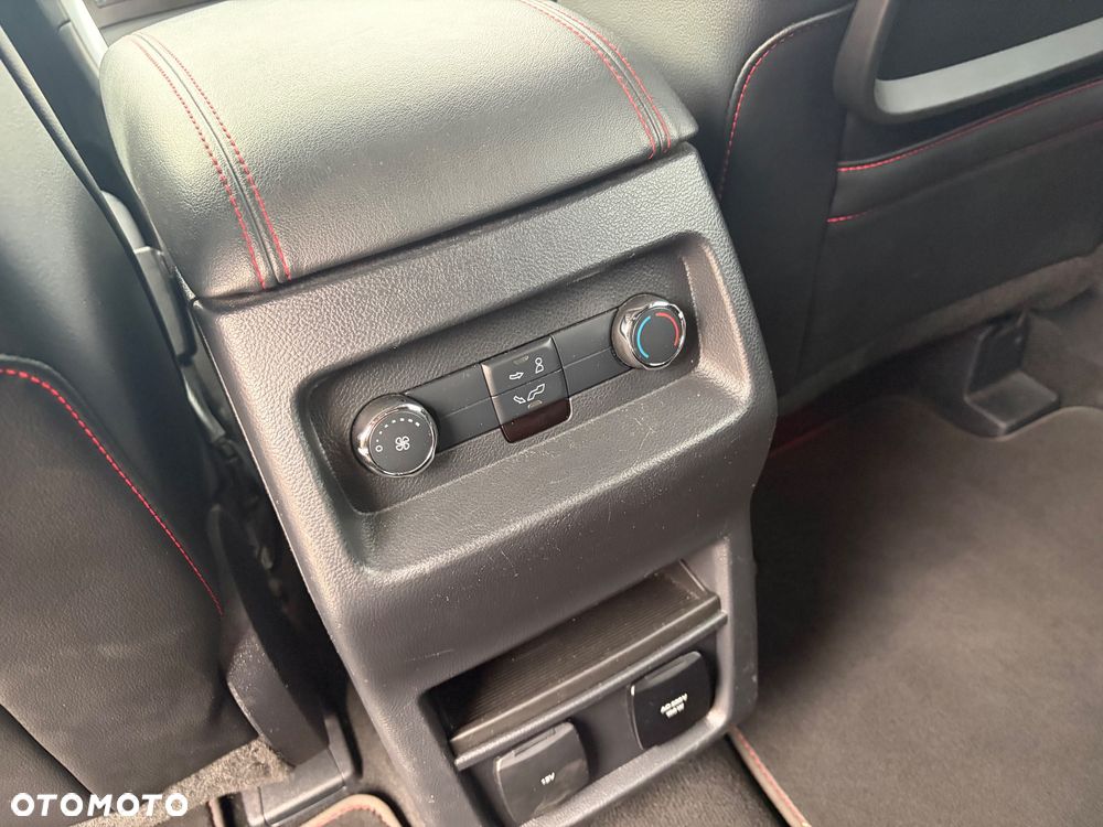 Ford S-Max 2.0 EcoBlue Twin-Turbo ST-Line - 26