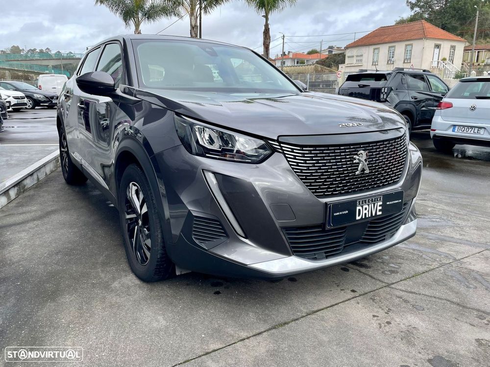 Peugeot 2008 1.2 PureTech Allure - 3