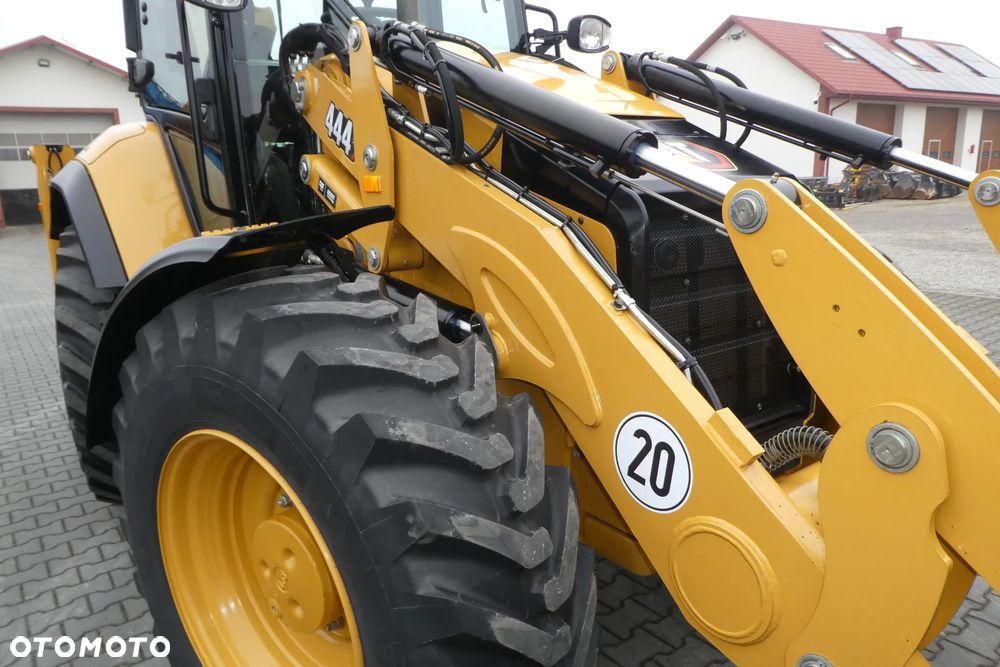 Caterpillar 444 -O7A Z NIEMIEC - 15
