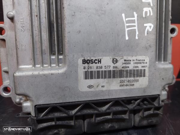 Centralina Do Motor Renault Master Iii Caixa (Fv) - 2