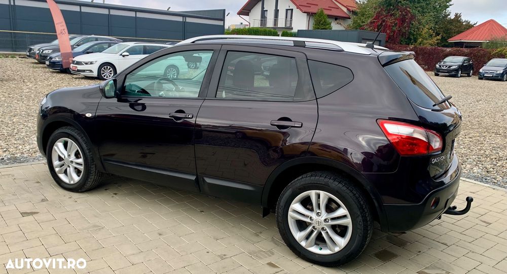 Nissan Qashqai 2.0 DCI 4 x 4 DPF Aut tekna - 4