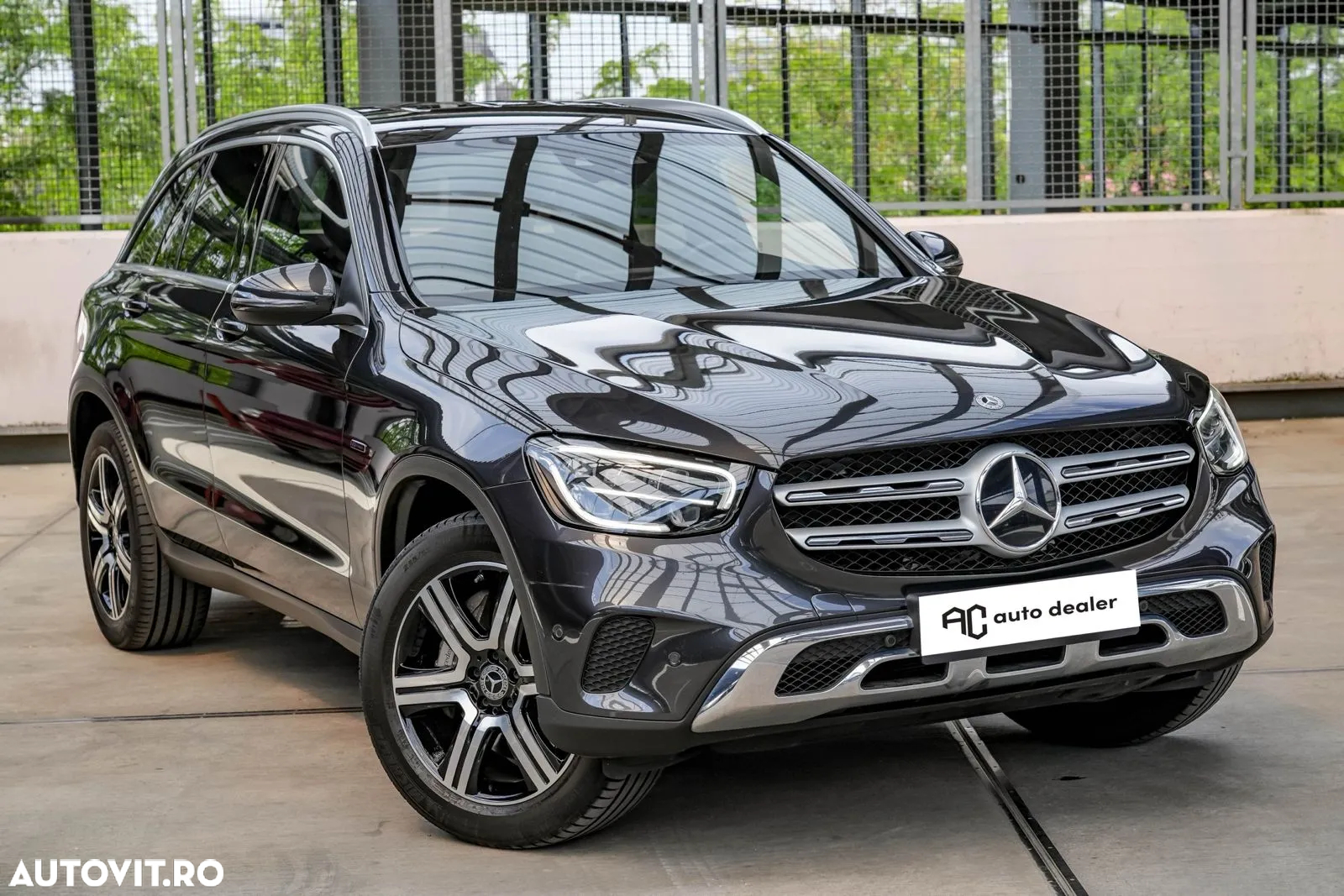 Mercedes-Benz GLC - 6