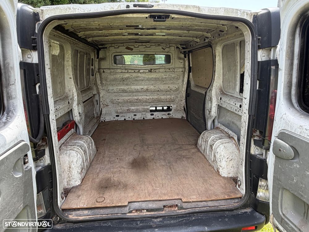 Opel Vivaro 1.9 cdti - 29