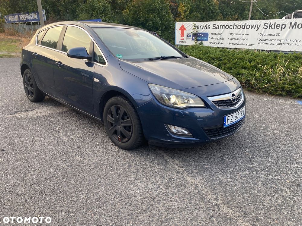 Opel Astra - 2