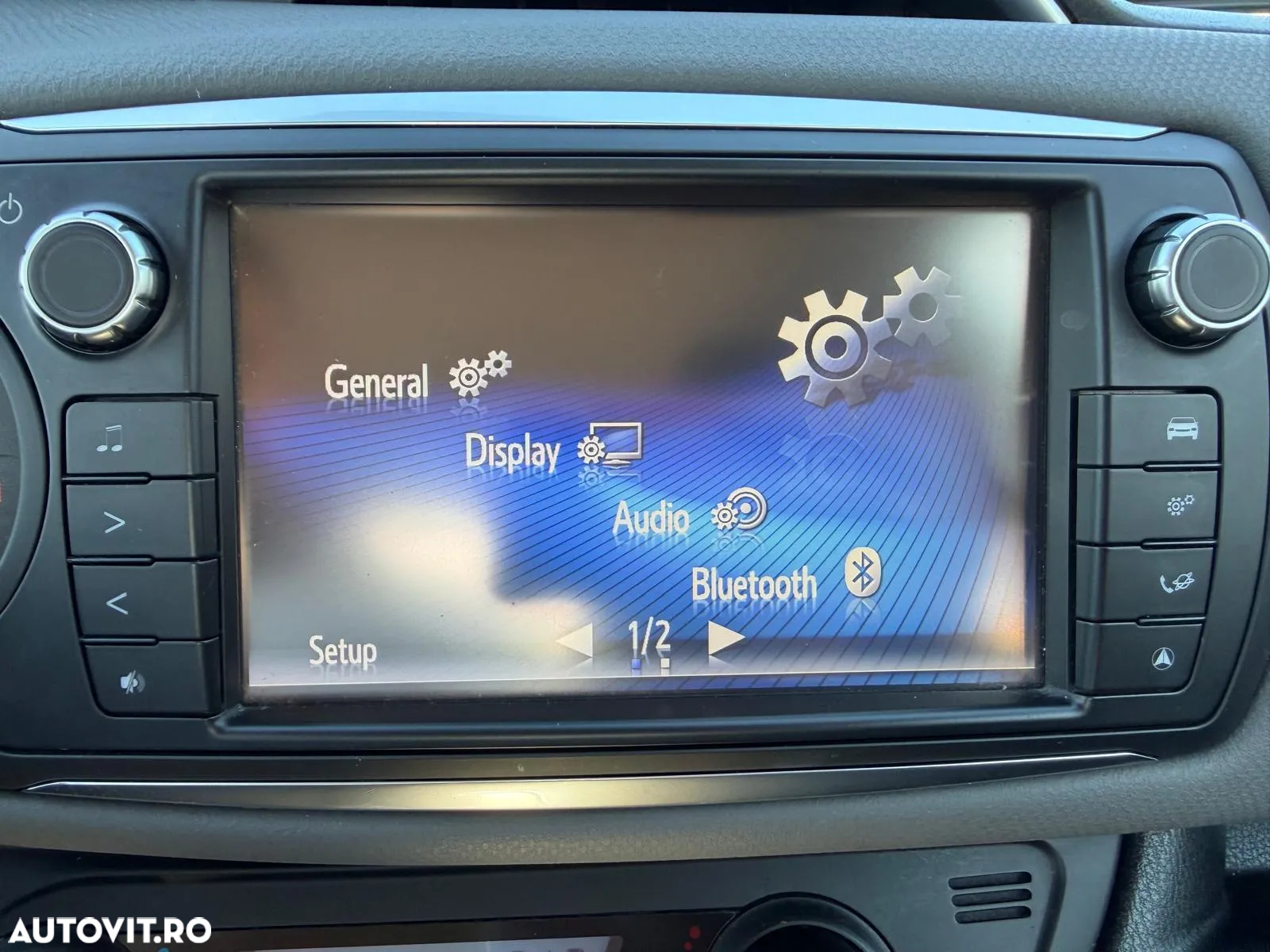 Toyota Yaris 1.5 VVT-i HSD Sol - 22