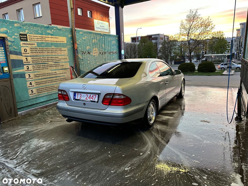 Mercedes-Benz CLK - 30