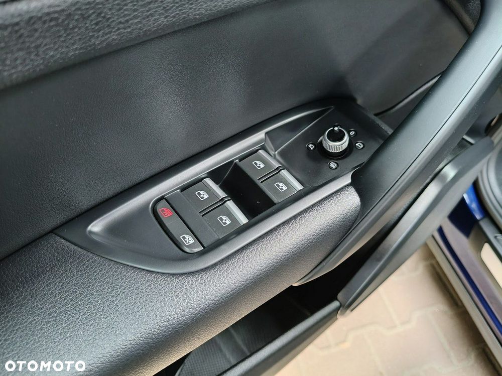 Audi Q5 40 TDI quattro S tronic sport - 24