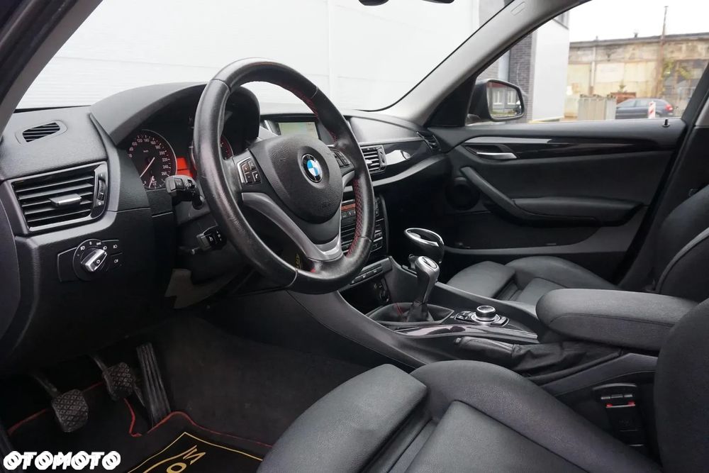 BMW X1 - 32