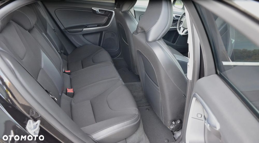 Volvo S60 - 18