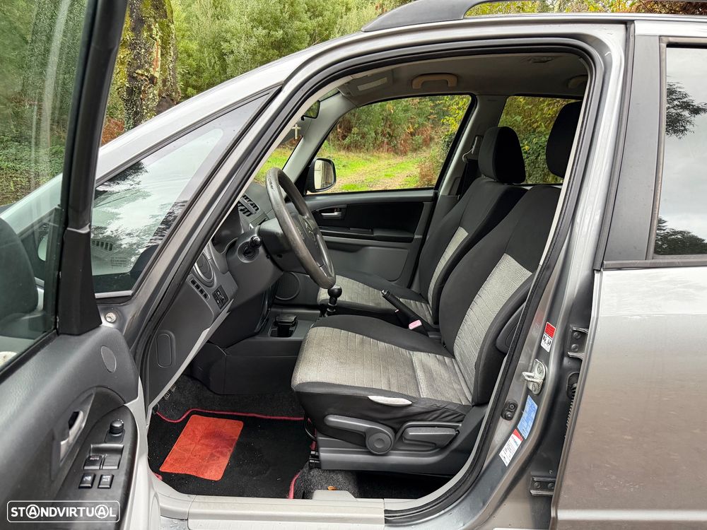 Suzuki SX4 1.6 DDiS GL Outdoor Line - 39
