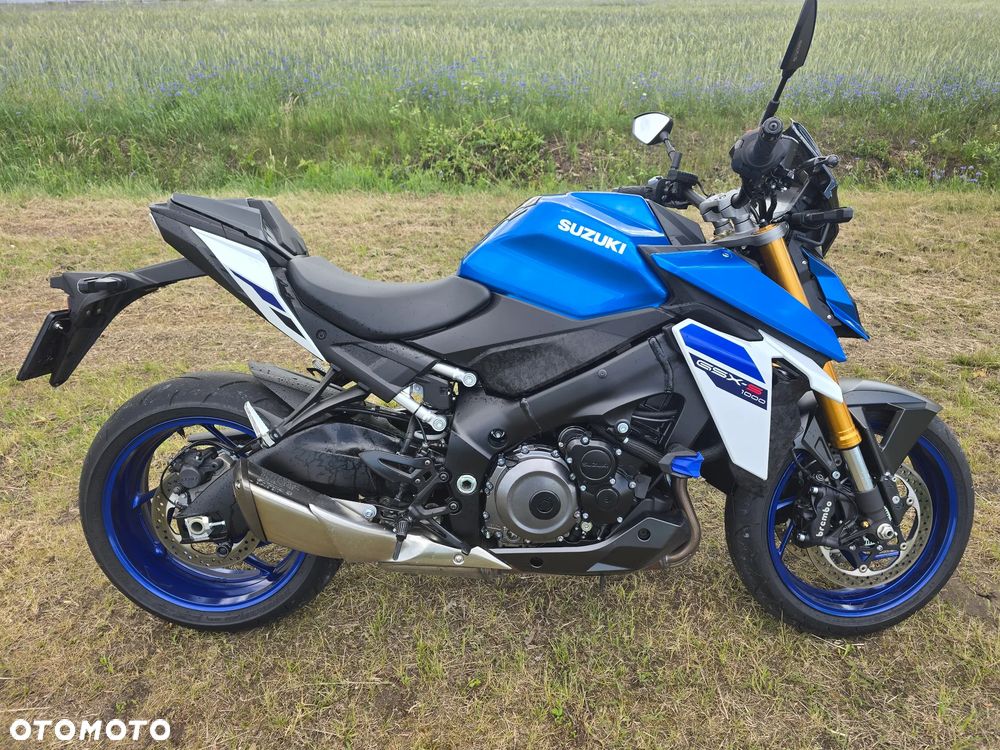 Suzuki GSX 1000 - 3