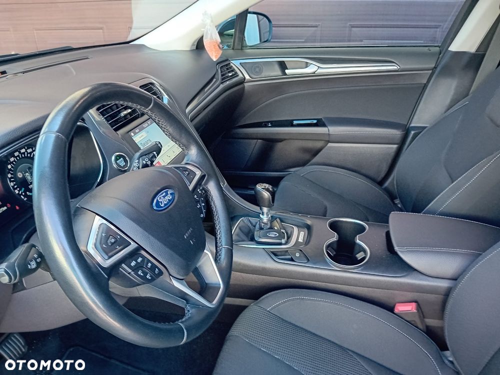 Ford Mondeo 2.0 TDCi Titanium - 28