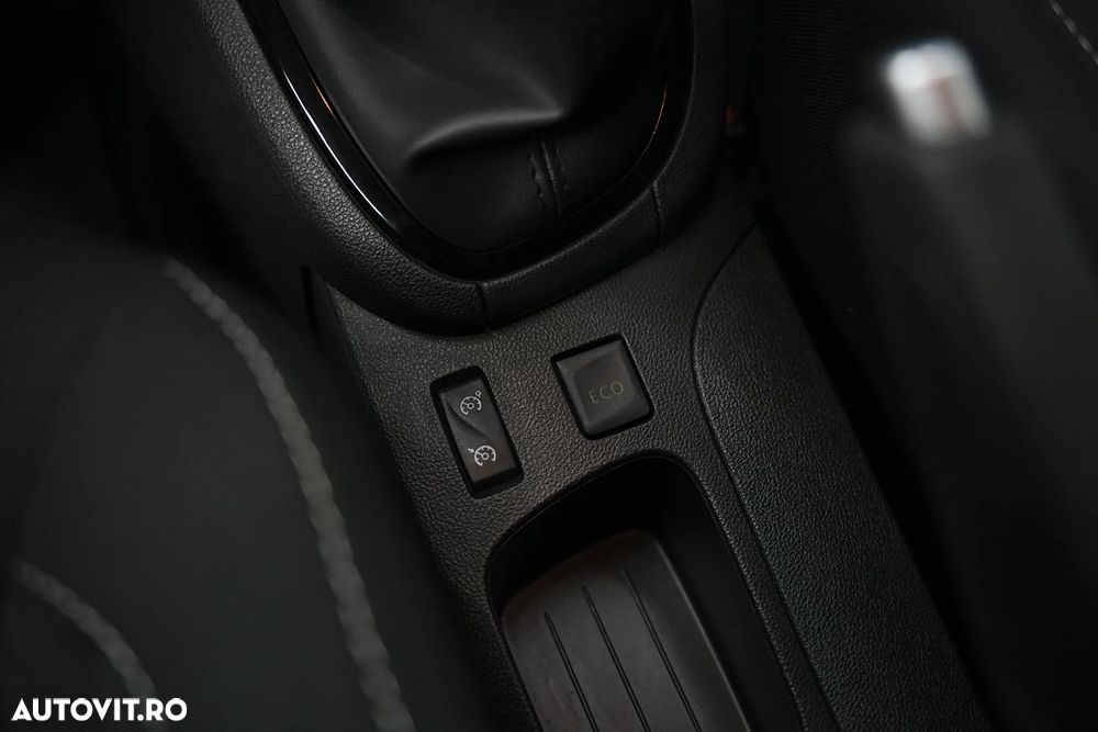 Renault Clio (Energy) TCe 90 Start & Stop LIMITED - 25