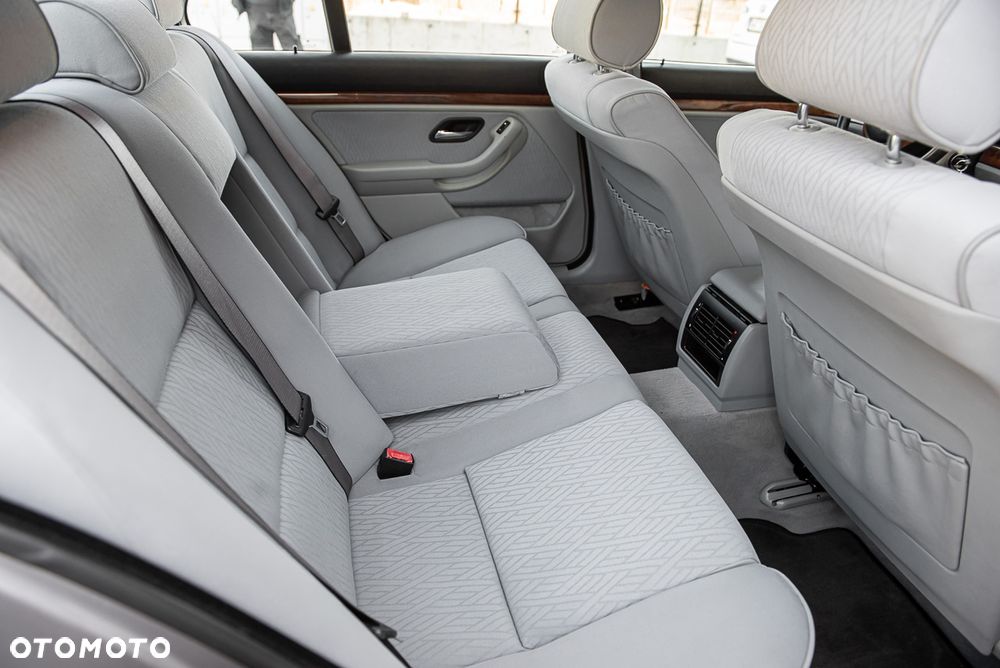 BMW Seria 5 - 31